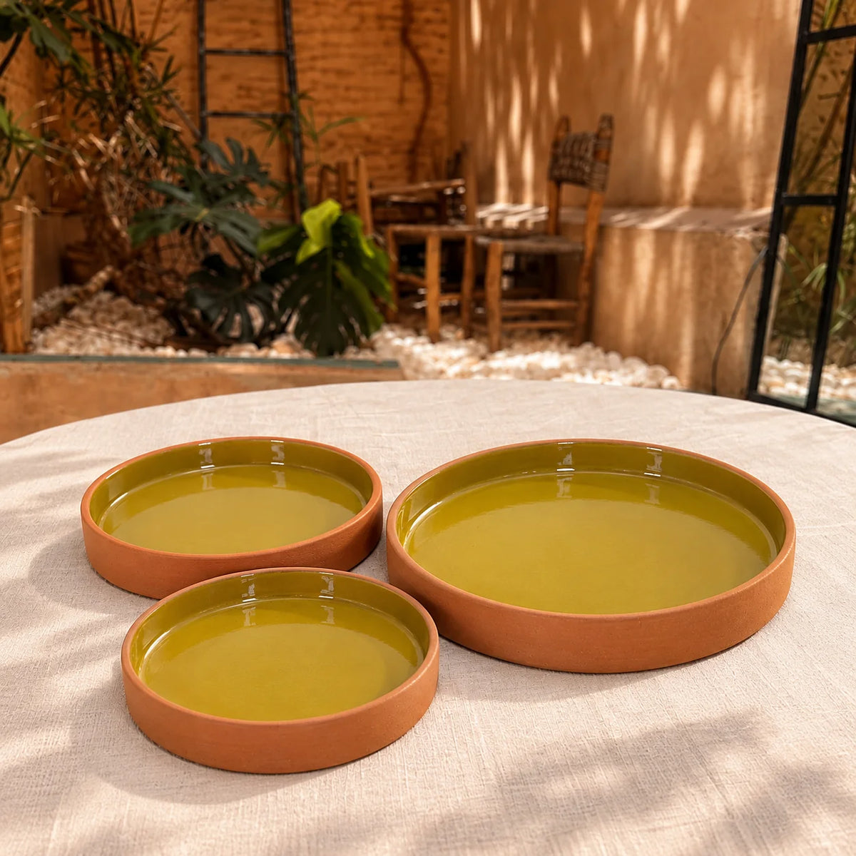 Restaurantware Ceramic Plates – Set of 3